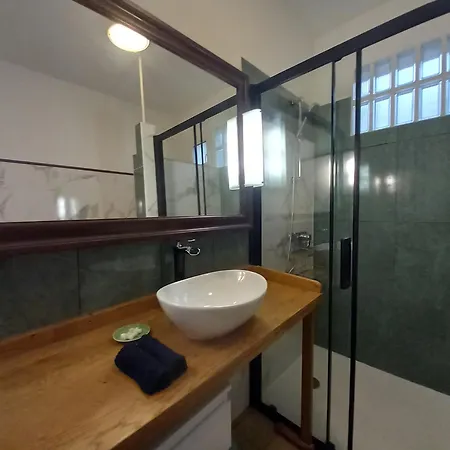 La Salamandre - De Charme, Piscine, Nature, Gr35, Teletravail 게스트하우스 로제르트